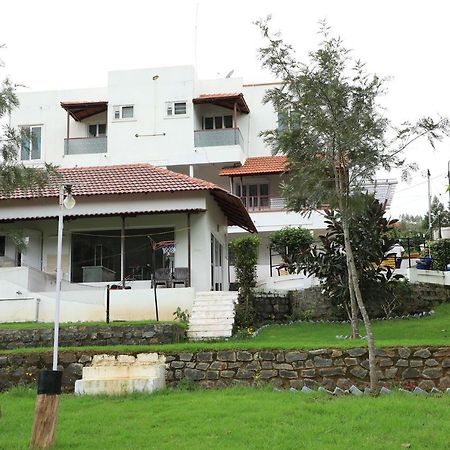 Bison View Resort Котагири Экстерьер фото
